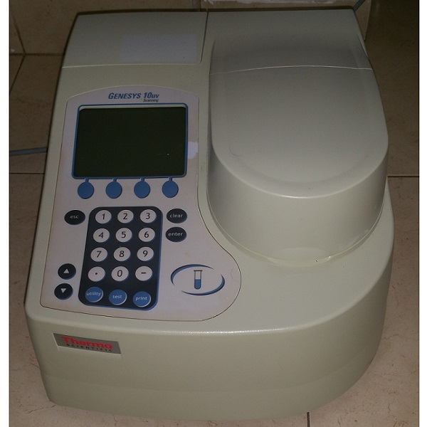 ספקטרופוטומטר UV-Visible  Spectrophotometer