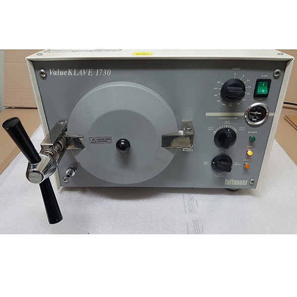 אוטוקלב עיקור Tuttnauer Autoclave דגם 1730 יד שנייה