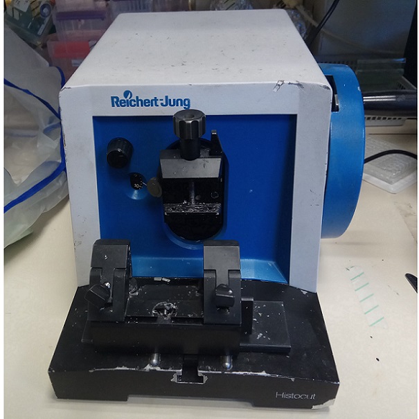 microtome מיקרוטום מכאני יד שניה